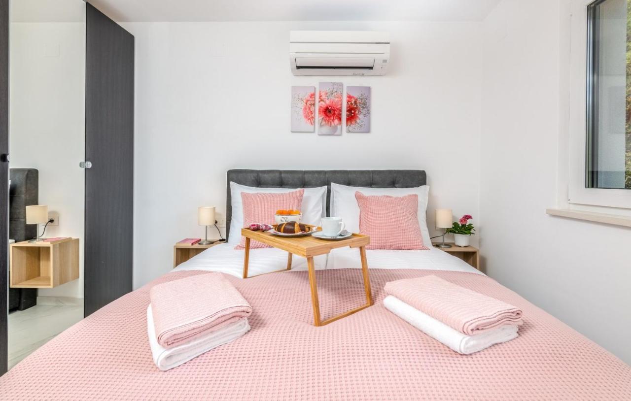 Apartments Elle Luxury Vantacici 马林斯卡 外观 照片