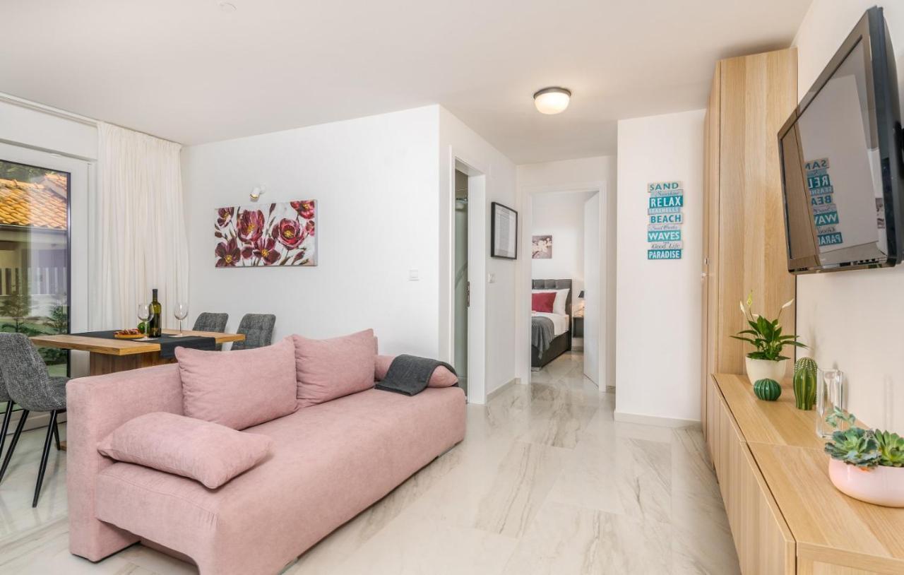 Apartments Elle Luxury Vantacici 马林斯卡 外观 照片