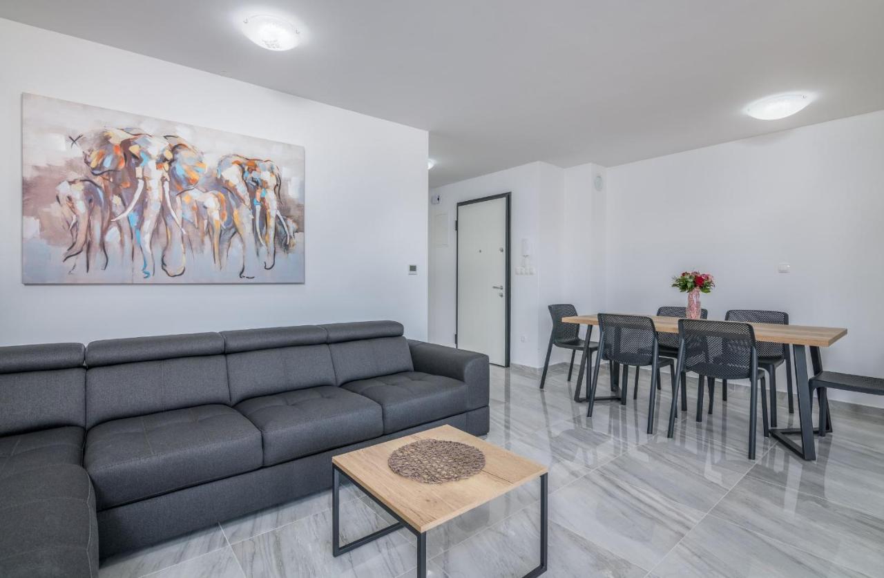 Apartments Elle Luxury Vantacici 马林斯卡 外观 照片