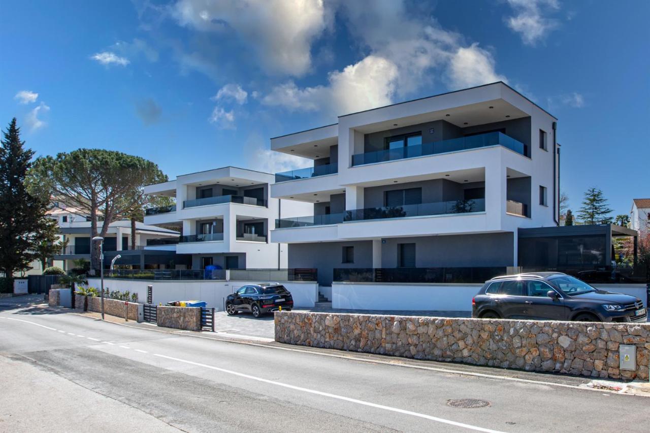 Apartments Elle Luxury Vantacici 马林斯卡 外观 照片